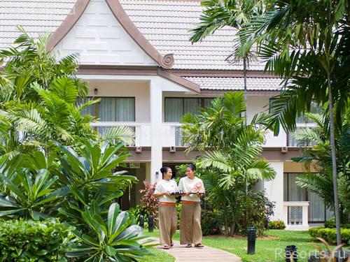 Centara Kata Resort 9